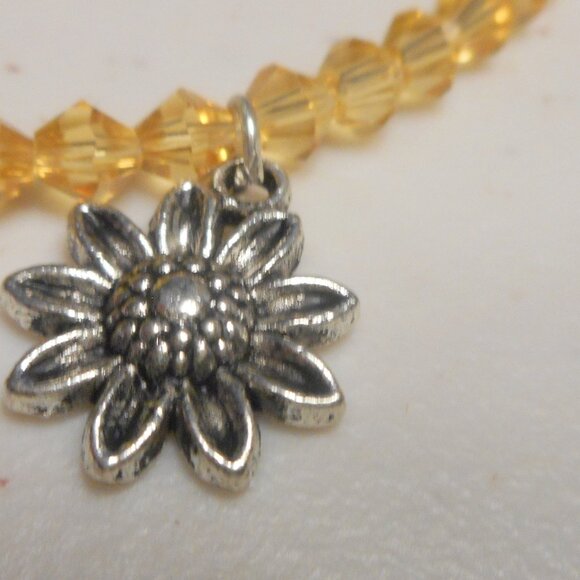 handmade bracelet, dainty, about 16 1/2" long, large heavy lobster claw clasp - Picture 9 of 10